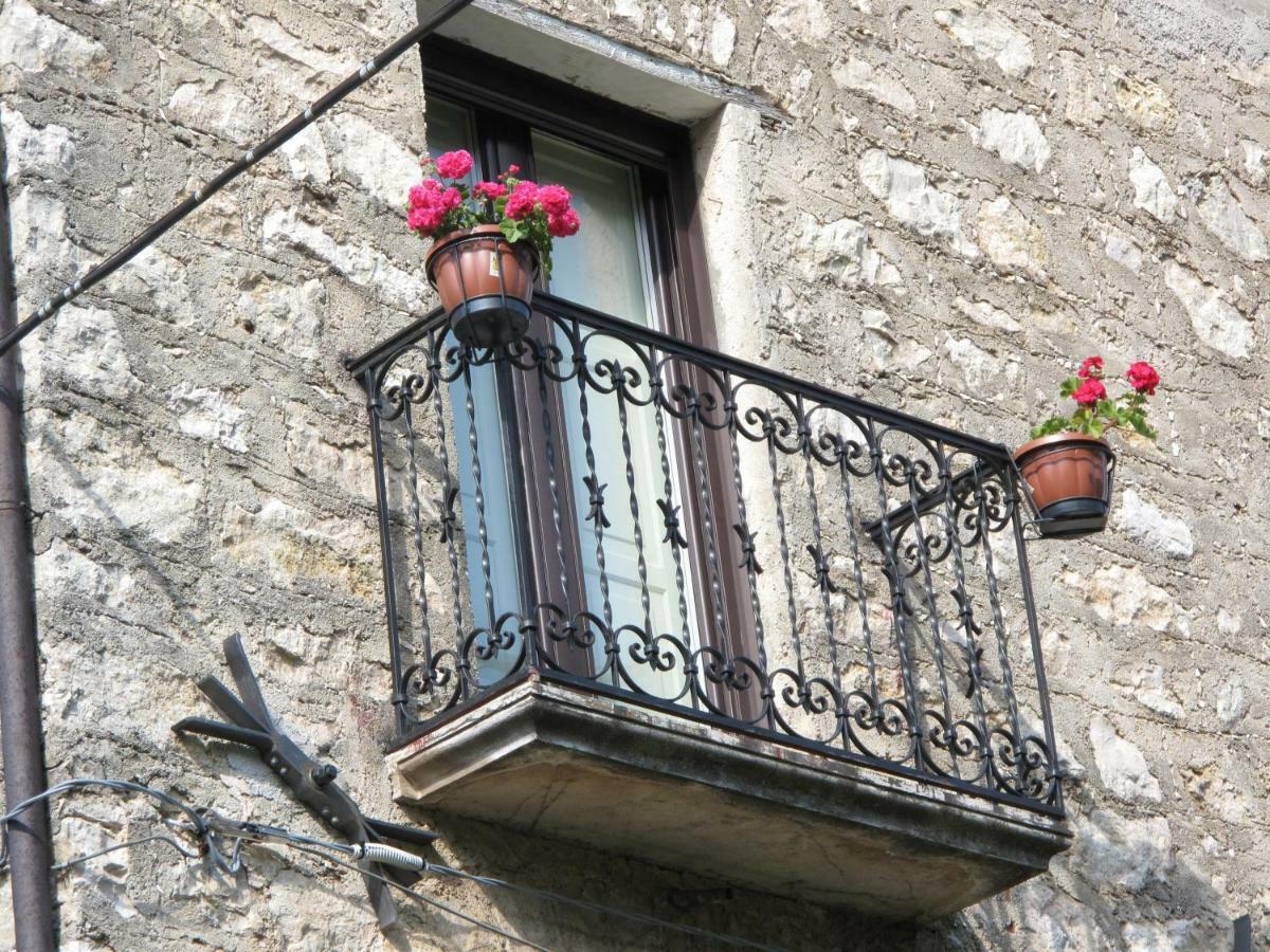 Casa Sarlo Aparthotel Petina Exterior foto