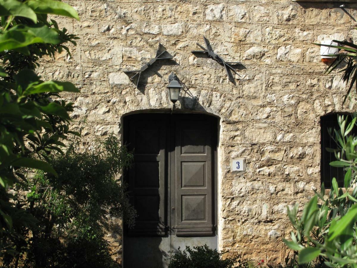Casa Sarlo Aparthotel Petina Exterior foto