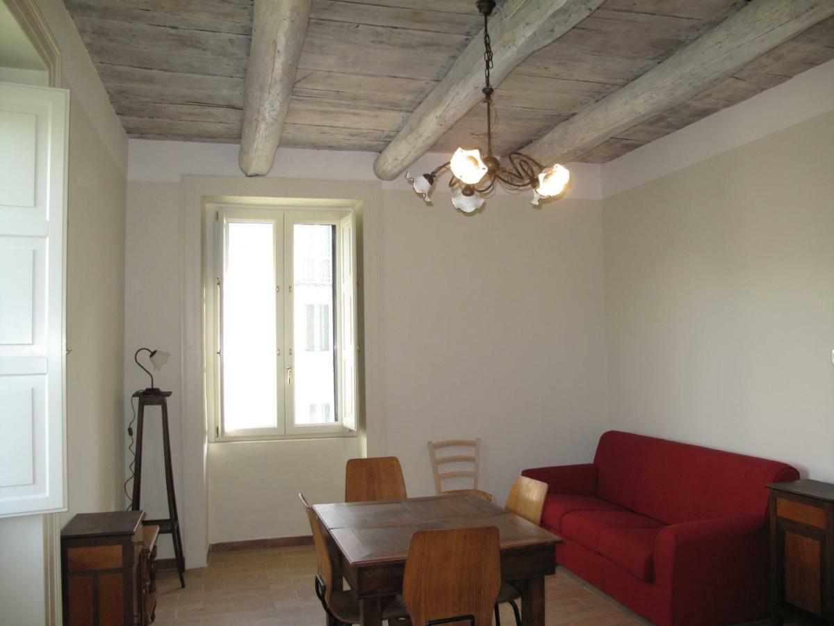 Casa Sarlo Aparthotel Petina Exterior foto